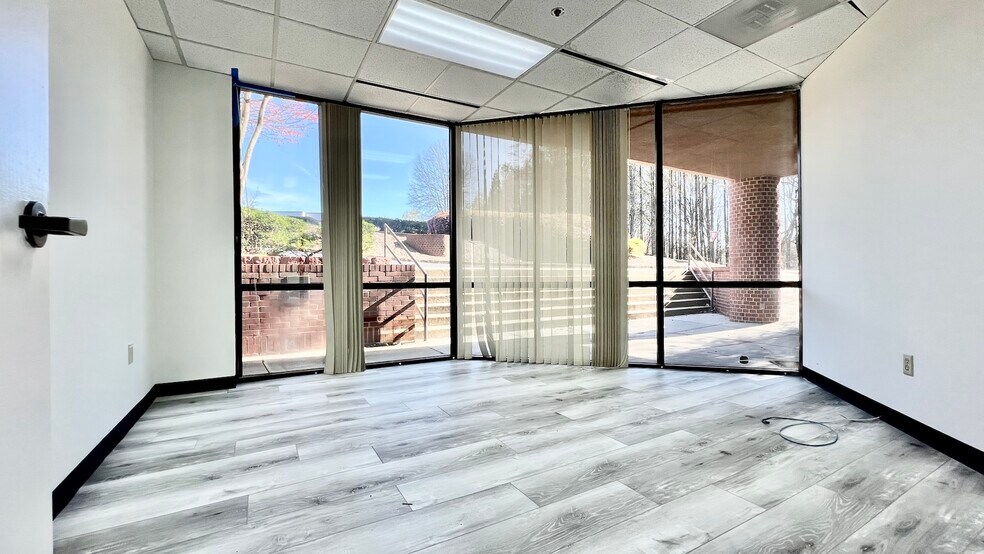 More Photos Of 40 Innovation Dr S, Peachtree Corners Loft Creative Space For Lease