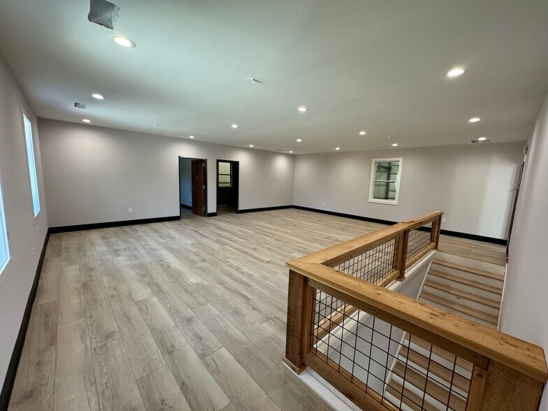 More Photos Of 61 Toto Creek Park Rd, Dawsonville Warehouse For Sale