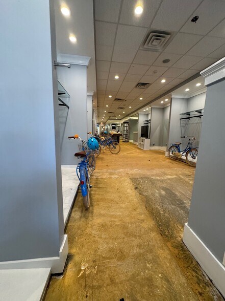 More Photos Of 319 York Rd, Jenkintown Storefront Retail Office For Lease