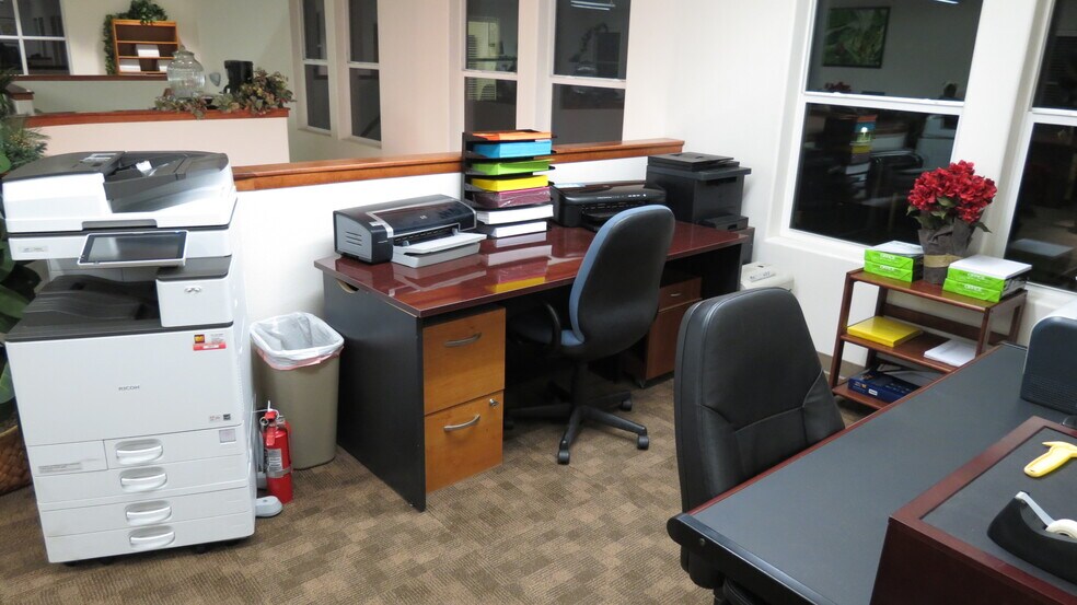 More Photos Of 1925 E Prater Way, Sparks Office For Sale