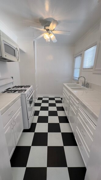 More Photos Of 200-202 E Huntington Dr, Alhambra Apartments For Sale