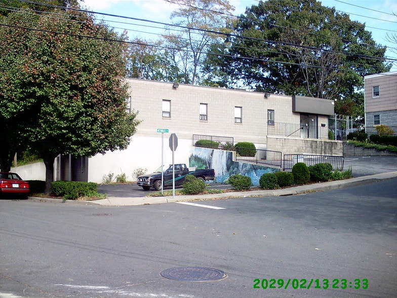 Primary Photo Of 18 Reynolds St, Norwalk Office For Lease