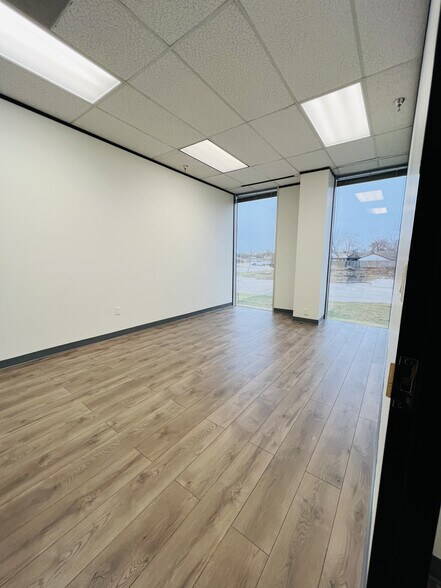 More Photos Of 3033 Chimney Rock Dr, Houston Office For Lease
