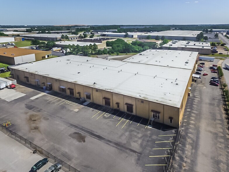 Primary Photo Of 4242 Bf Goodrich Blvd, Memphis Warehouse For Lease