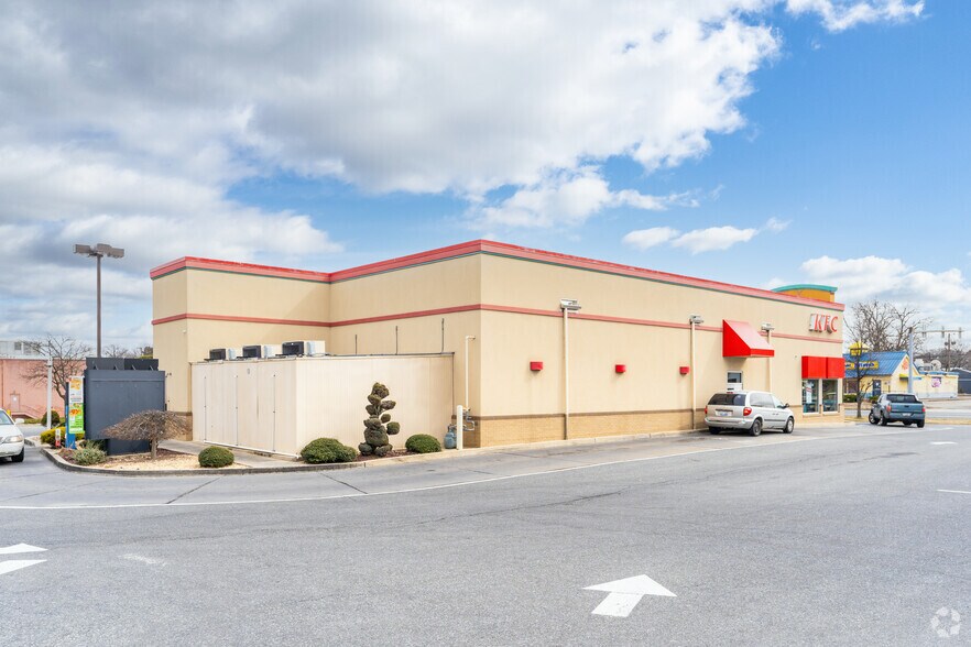 More Photos Of 1015 Club Ave, Bethlehem Unknown For Sale