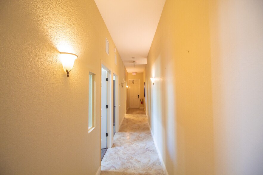 More Photos Of 334 W Olympia Ave, Punta Gorda Office For Sale