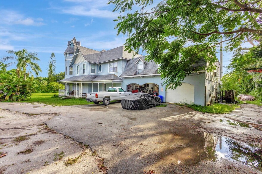 More Photos Of 1288 Glen Rd, West Palm Beach Specialty For Sale