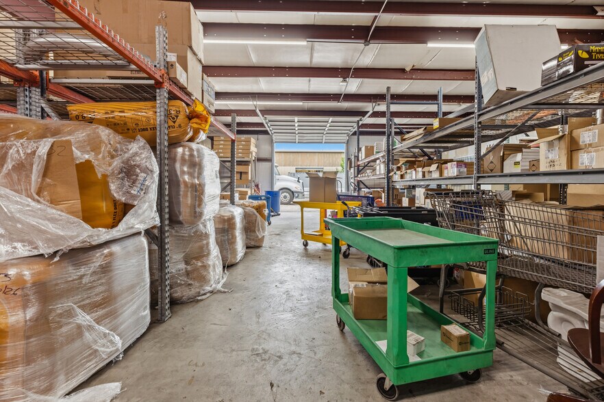 More Photos Of 705 Cedar Bayou Rd, Baytown General Retail For Lease