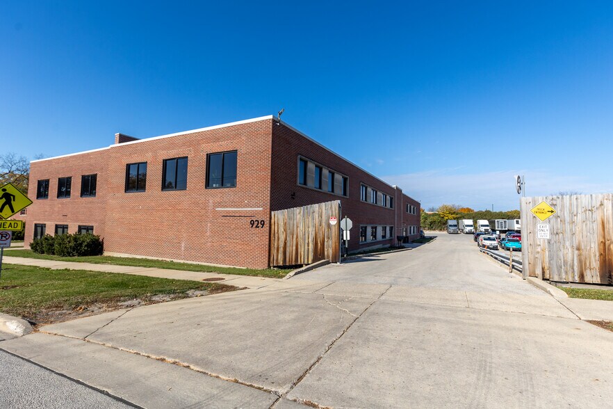 Primary Photo Of 929 Childs St, Wheaton Warehouse For Lease