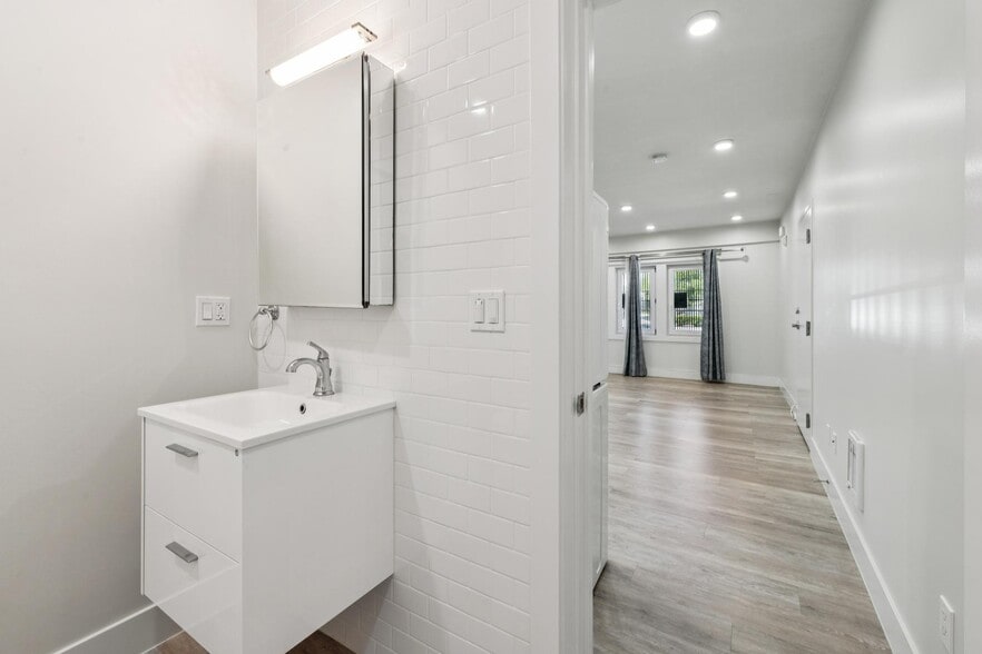 More Photos Of 2539-2541 Lombard St, San Francisco Apartments For Sale