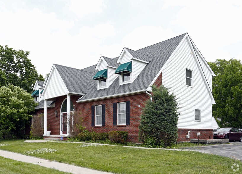 Primary Photo Of 1421 S Reynolds Rd, Toledo Office For Sale