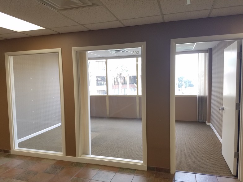 More Photos Of 55 E Thomas Rd, Phoenix Office For Sale