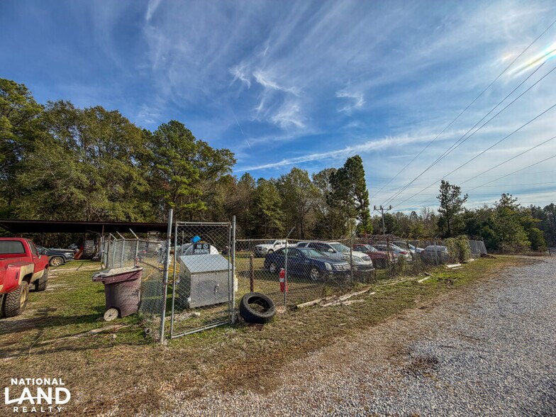 More Photos Of SR-5 S, Marion General Retail For Sale