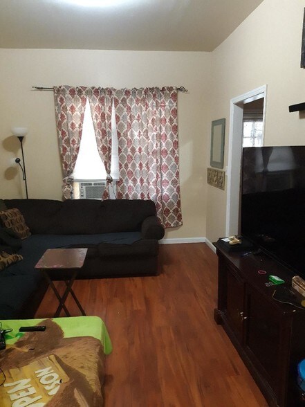 More Photos Of 2102 S Lehigh Ave, Whitehall Apartments For Sale