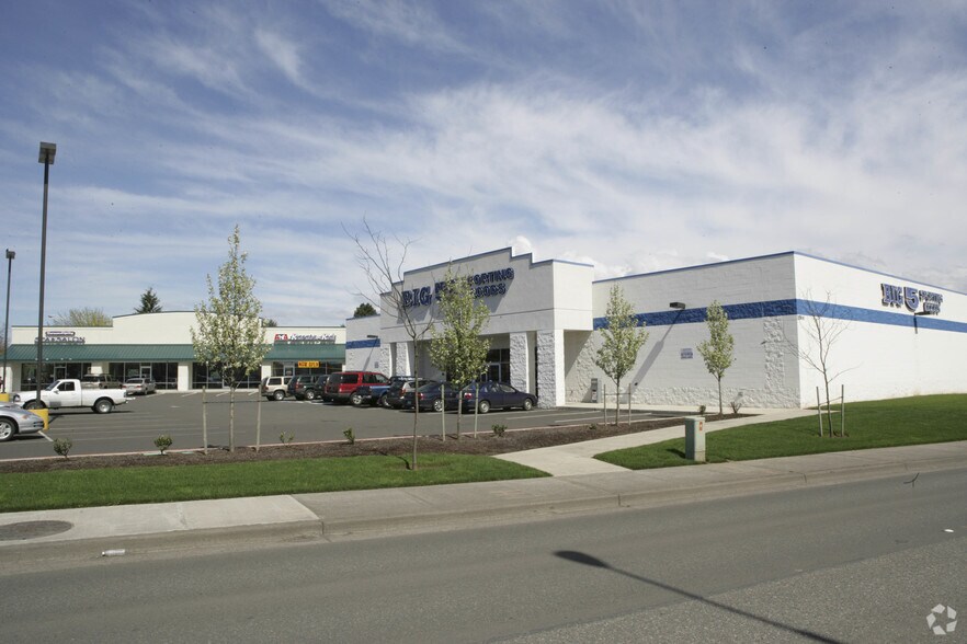 More Photos Of 15500 SE Mill Plain Blvd, Vancouver Freestanding For Sale