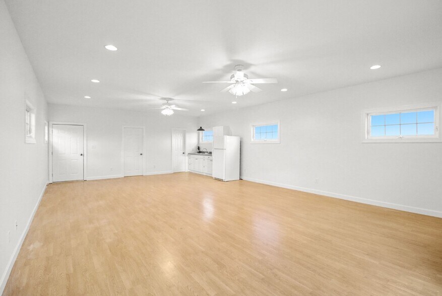 More Photos Of 14717 Friend Rd, Athens Manufacturing For Sale