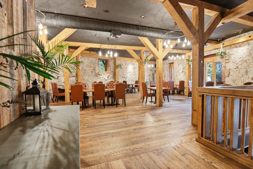 More Photos Of 107 Sacramento St, Nevada City Restaurant For Sale