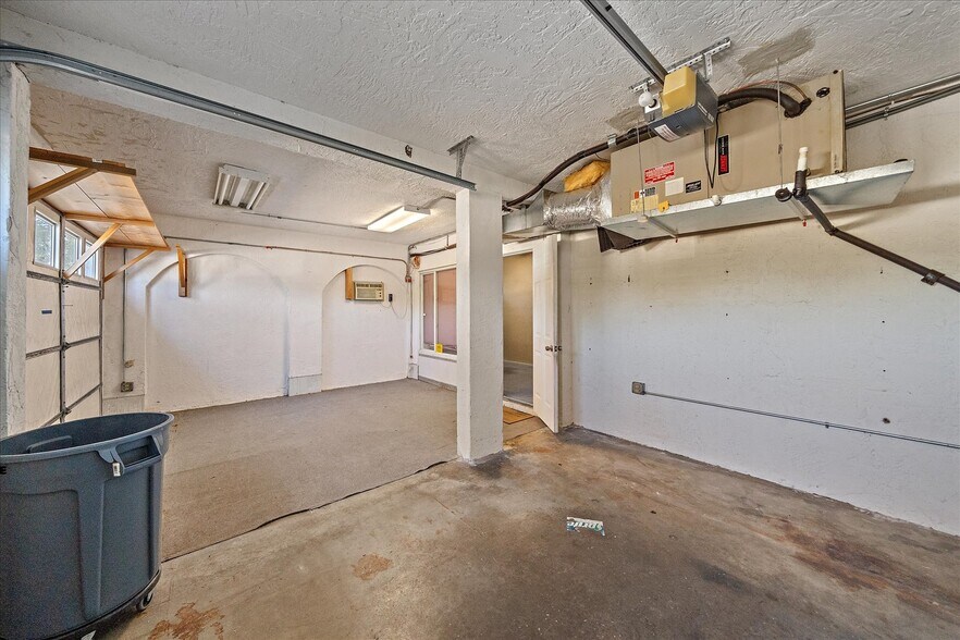 More Photos Of 4242 McIntosh Ln, Sarasota Storefront Retail Office For Sale