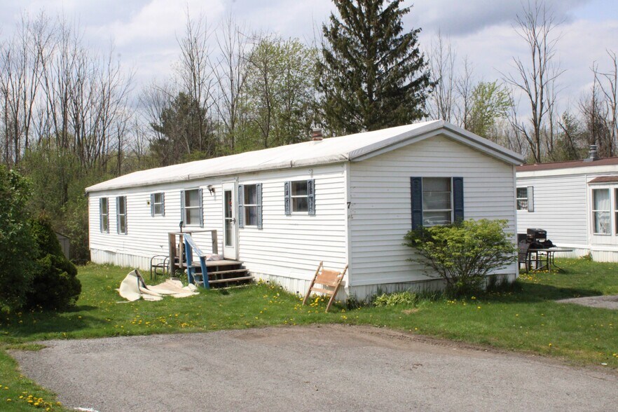 More Photos Of 3841 Trolley Rd, Palmyra Multifamily For Sale