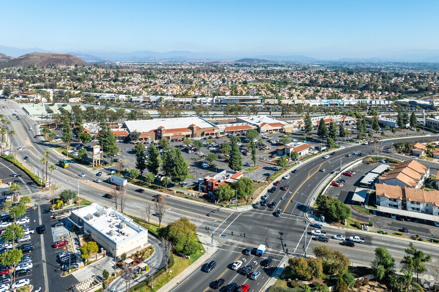 More Photos Of 25030-25110 Hancock Ave, Murrieta Unknown For Lease