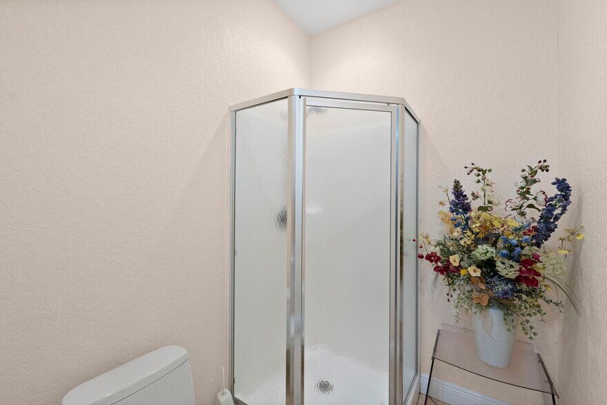 More Photos Of 611 Druid Rd E, Clearwater Medical For Sale