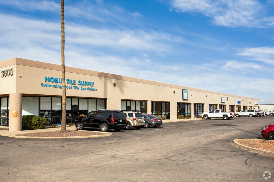 More Photos Of 3600 S Palo Verde Rd, Tucson Mixed Retail For Lease