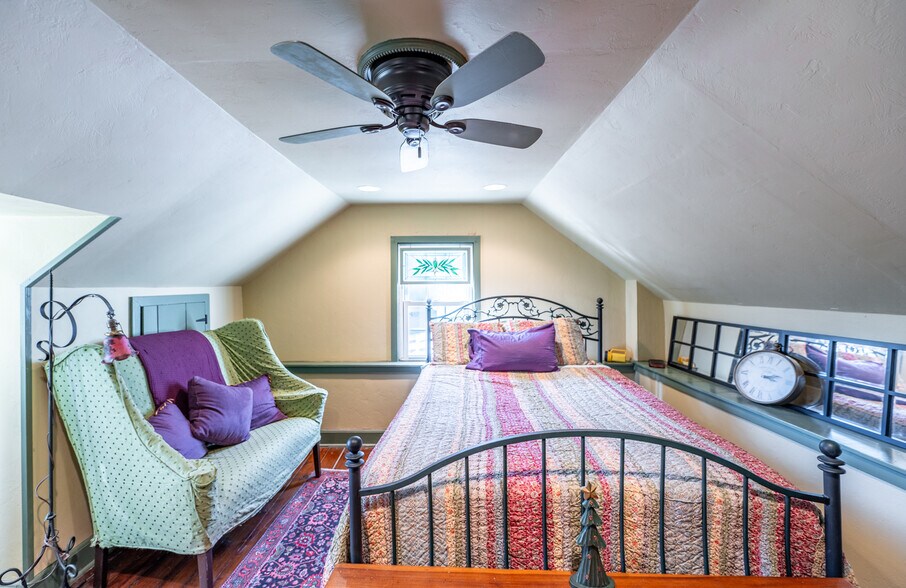 More Photos Of 547 Baltimore Pike, Glen Mills Office For Sale