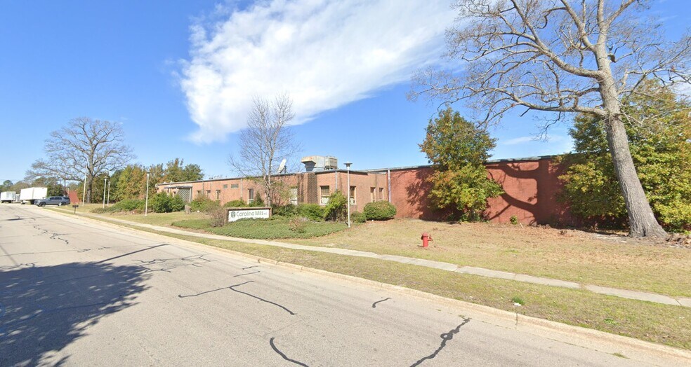 More Photos Of 201 E Armfield St, Saint Pauls Manufacturing For Lease