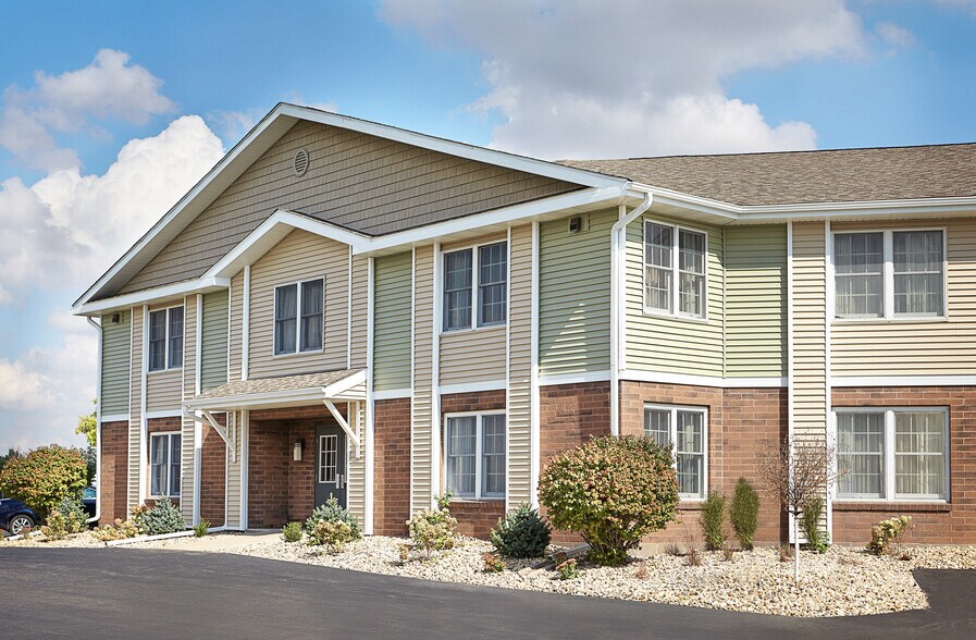 More Photos Of 100 W 76th St, Davenport Hotel For Sale