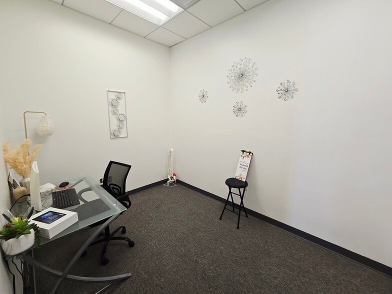 More Photos Of 765 Primera Blvd, Lake Mary Office For Lease