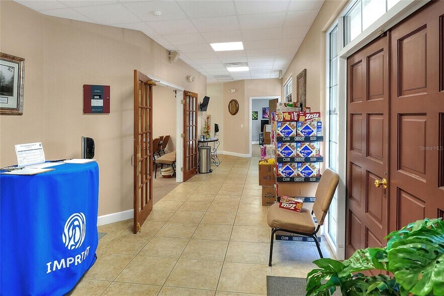 More Photos Of 1503 6th St SE, Winter Haven Storefront Retail Office For Sale