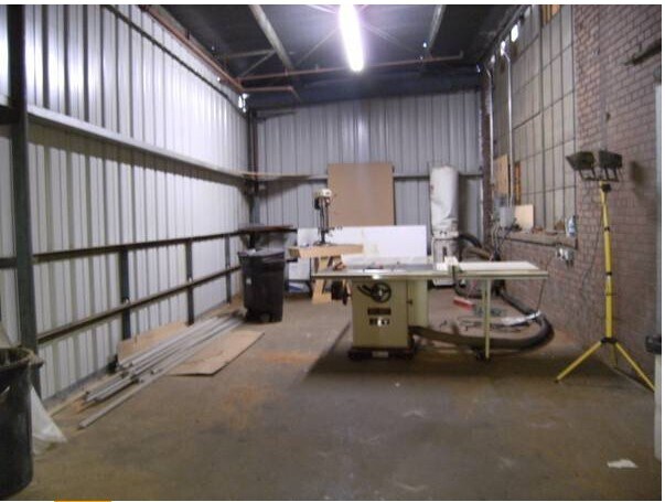 More Photos Of 5015-5025 Colorado Ave S, Seattle Warehouse For Lease