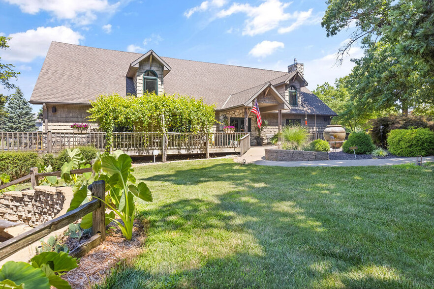 Primary Photo Of 2211 E 640th Pl, Ursa Winery Vineyard For Sale