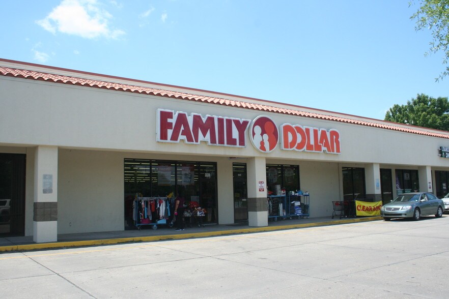 More Photos Of 2220-2252 Ambassador Caffery Pky, Lafayette Supermarket For Lease