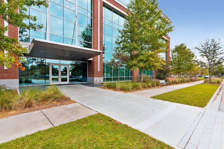 More Photos Of 201 Sigma Dr, Summerville Medical For Lease