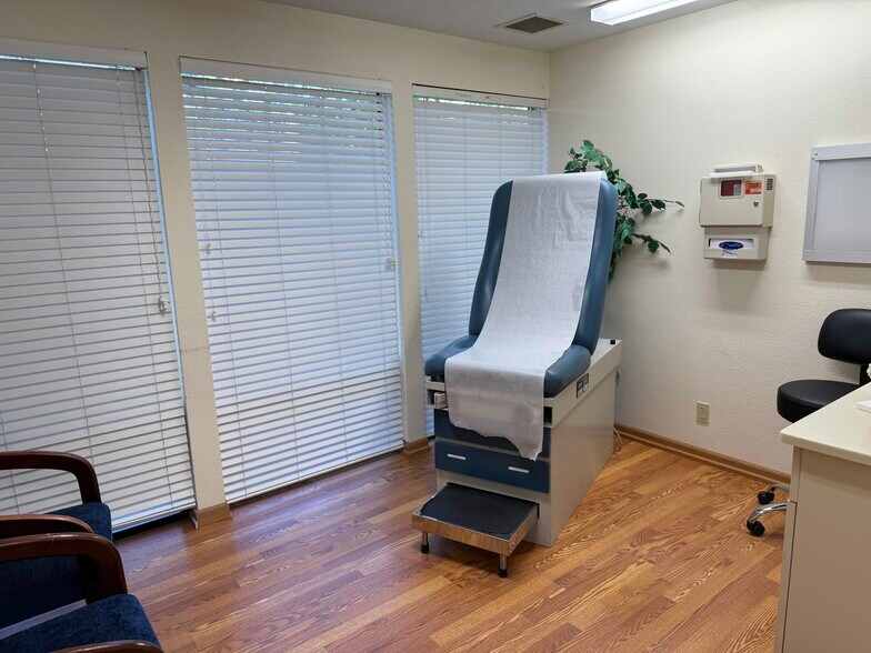 More Photos Of 337 El Dorado St, Monterey Office For Lease