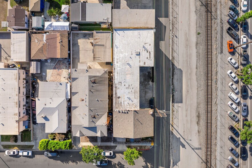More Photos Of 12501 Kornblum Ave, Hawthorne Apartments For Sale