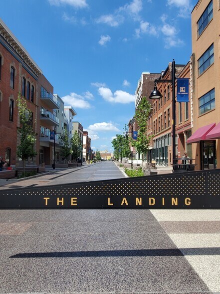 More Photos Of 111 W Columbia St, Fort Wayne Storefront For Lease