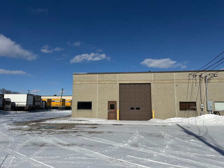 Primary Photo Of 1787 Highland Rd, Twinsburg Warehouse For Lease