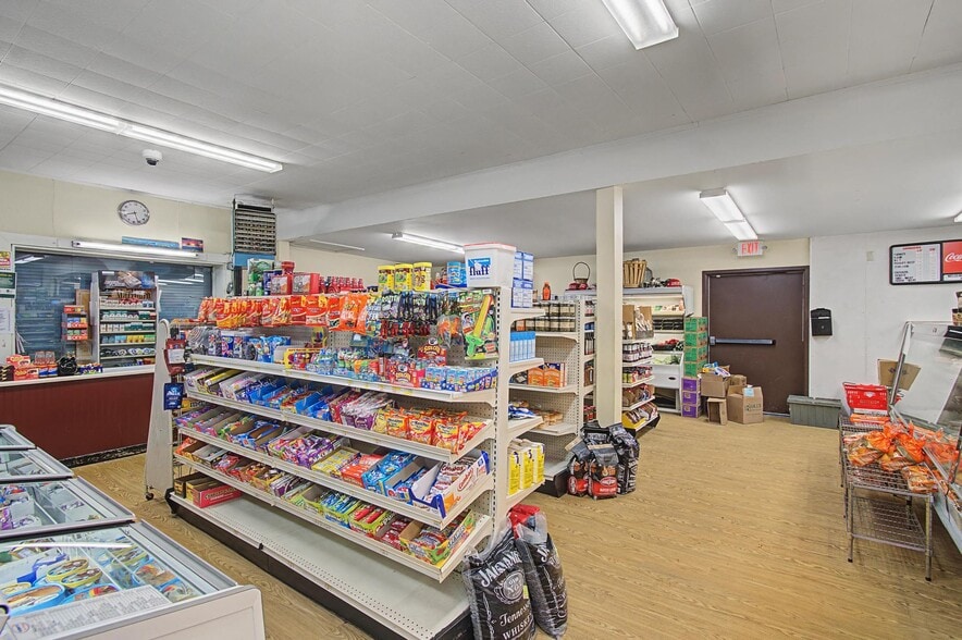 More Photos Of 23 Barlow St, St. Albans Town Convenience Store For Sale