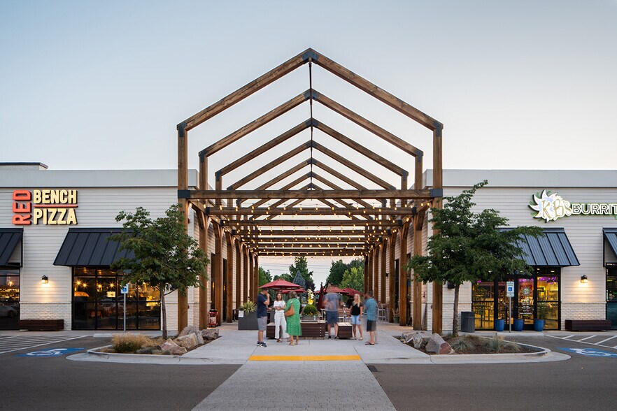 More Photos Of Eagle Rd, Eagle Unknown For Lease