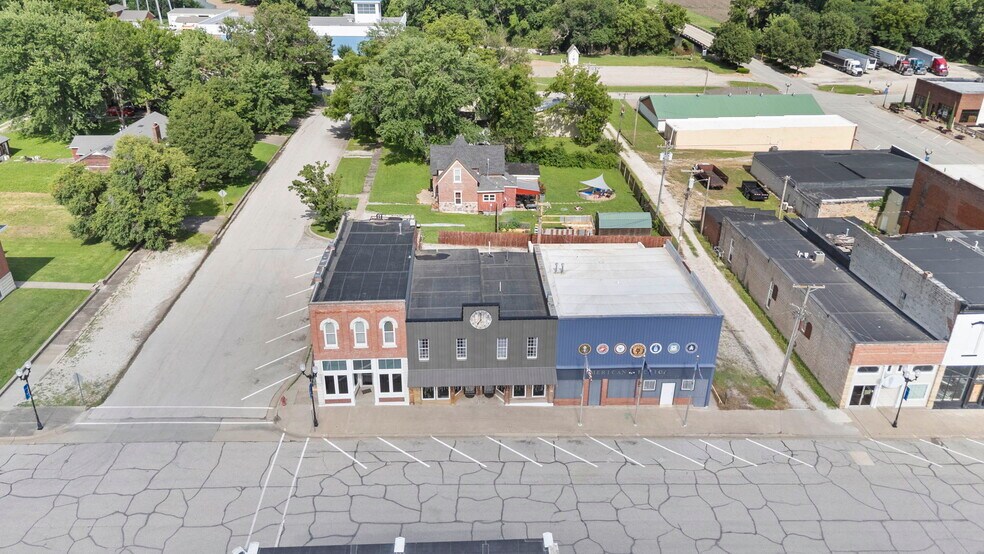 More Photos Of 116 N 3rd St, Burlington Apartments For Sale