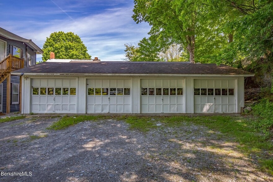 More Photos Of 35 Main St, West Stockbridge Apartments For Sale