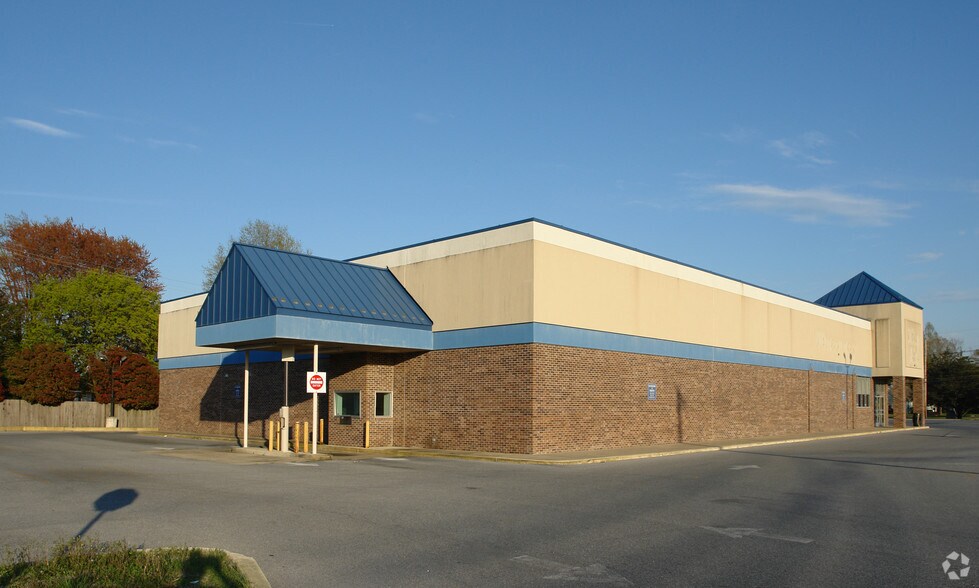 More Photos Of 701 Atlanta Rd, Seaford Freestanding For Lease