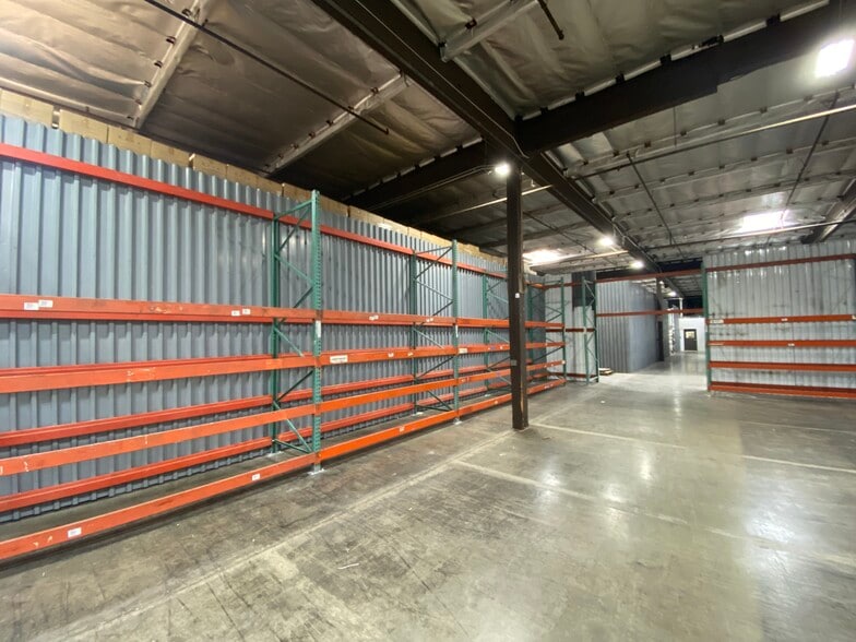 More Photos Of 6925 Atlantic Ave, Long Beach Warehouse For Lease