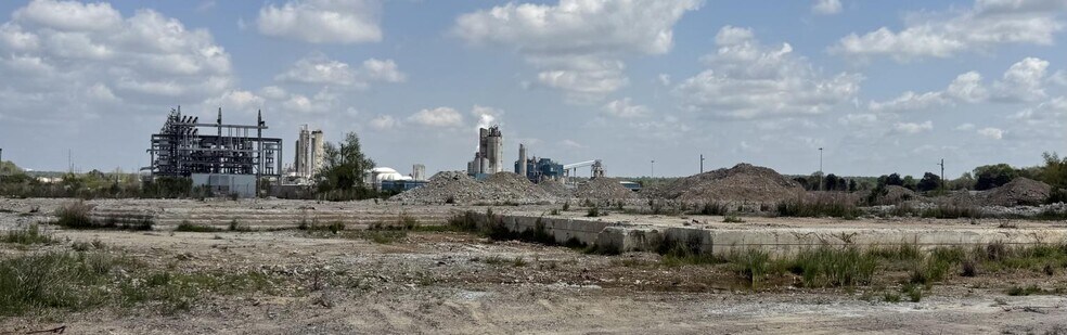 More Photos Of 1510 Columbia Nitrogen, Augusta Warehouse For Lease