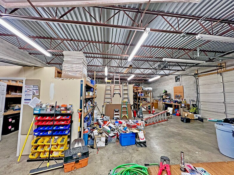 More Photos Of 100-120 Executive Dr, Highland Flex For Lease