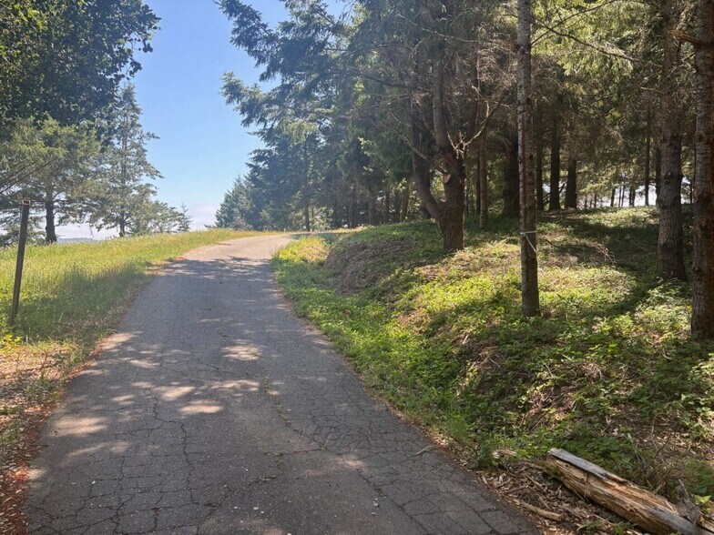 More Photos Of 21380 Siri rd, Guerneville Land For Sale