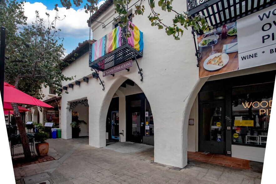 More Photos Of 532-536 Ramona St, Palo Alto Storefront For Lease