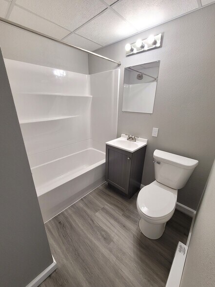 More Photos Of 1351 Iowa Ave SE, Huron Apartments For Sale